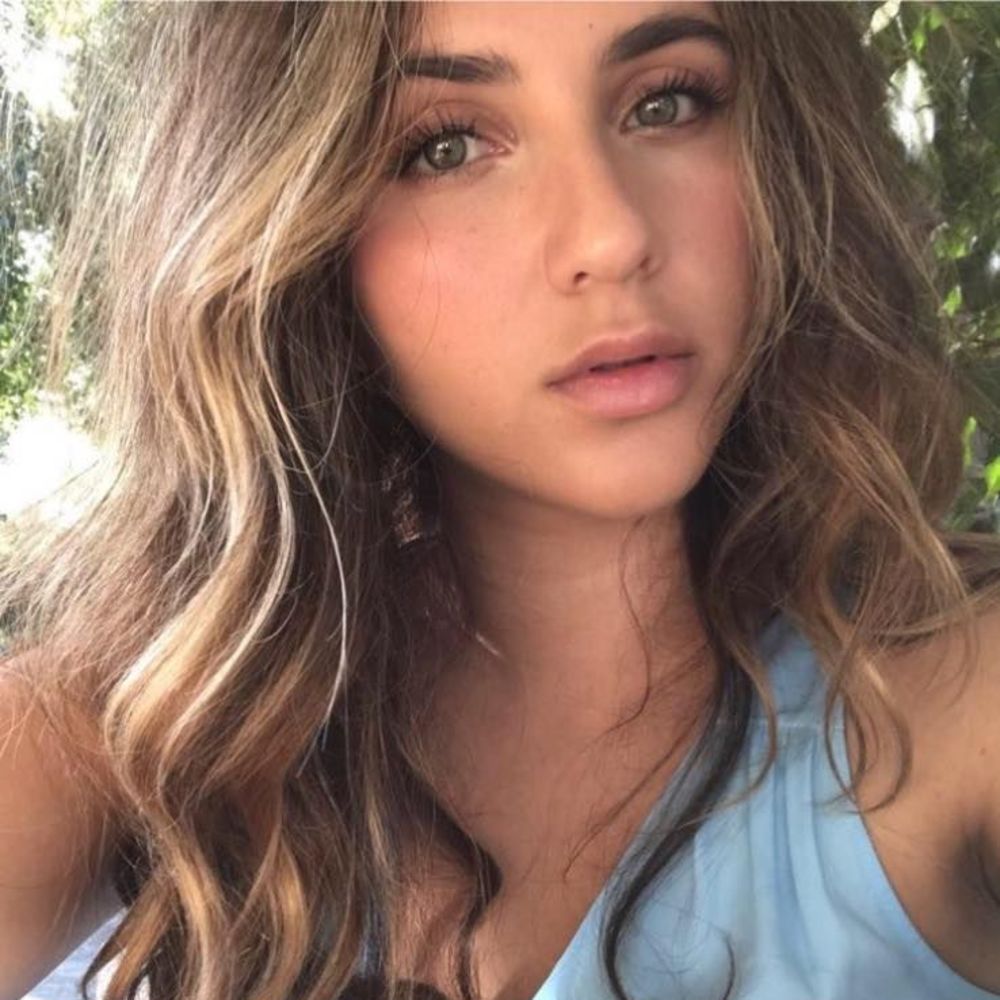 Meet your Posher, Sofia
